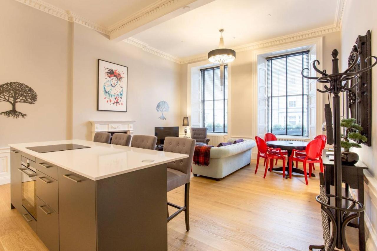 Joivy Exquisite Flat In The City Centre Edimburgo Exterior foto